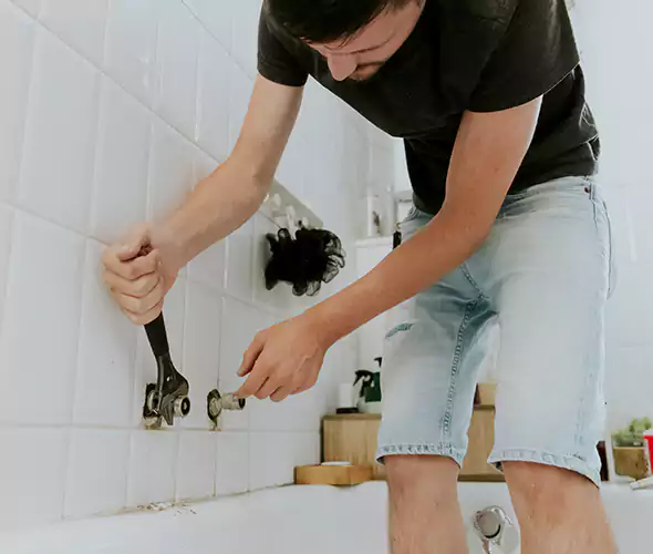 Affordable Bathtub Faucet Replacement in University Place: Choose Experienced Local Technicians